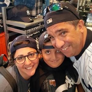 Meet your Posher, Sari